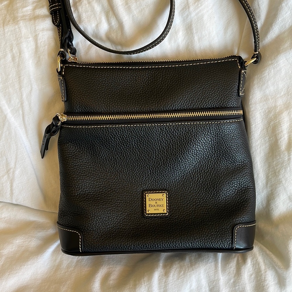 Dooney & Bourke Pebble Grain Crossbody